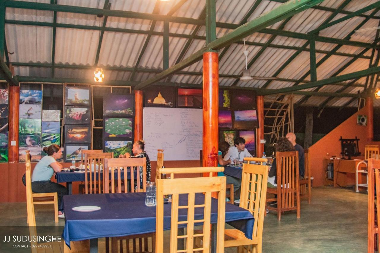 Sarada Beach Resort Tissamaharama Bagian luar foto